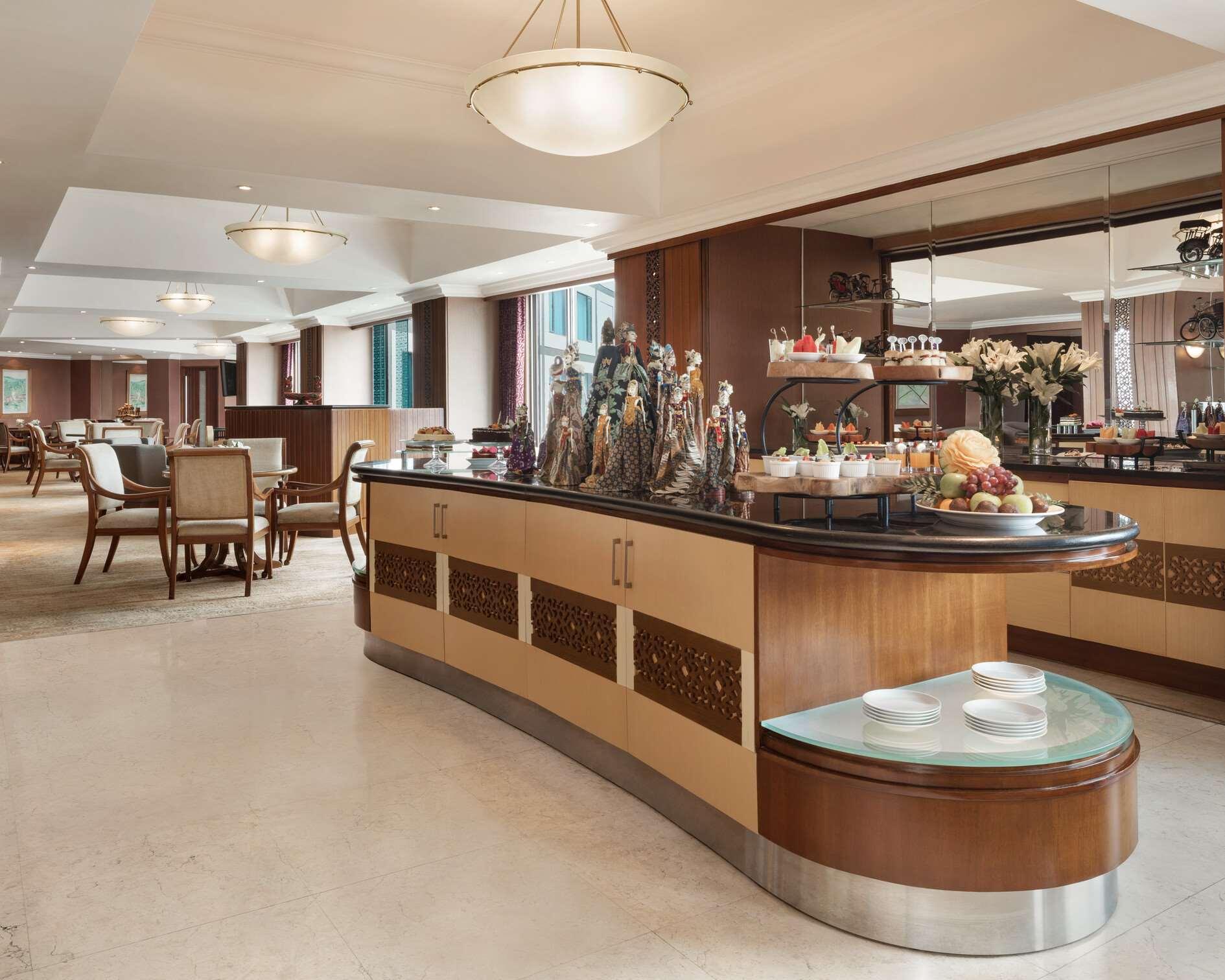 Shangri-la 5* Surabaya